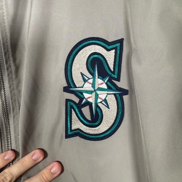 MLB Mariners Bomber Jacket Grey Sports Jacket Baseball Men’s Size 2XL - Picture 3 of 11
